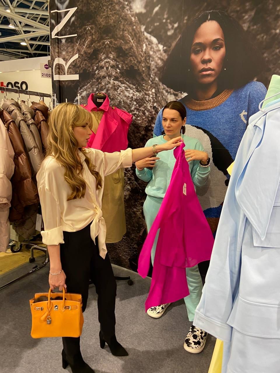 Российские звёзды восхитились одеждой от тульского дизайнера