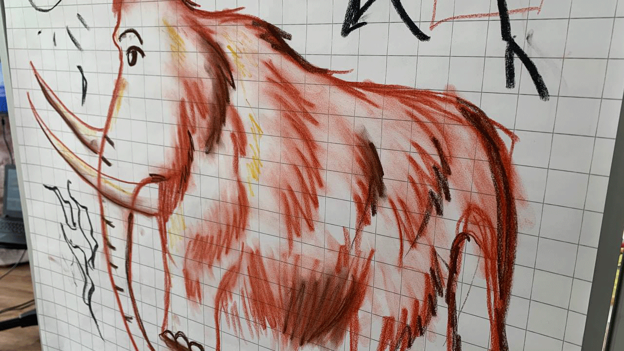 Тулякам предлагают стать художниками каменного века