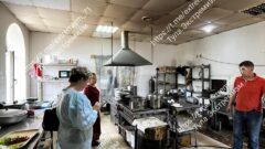 Новый миграционный рейд на Пирогова: проверено более 300 человек