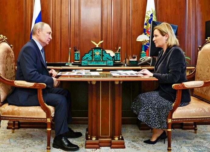 Любимова рассказала Путину о Музейном квартале в Туле