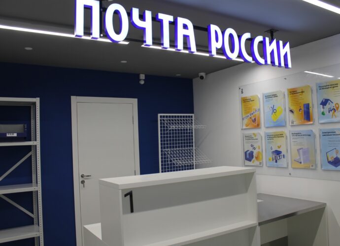 С мая 2023 года жители Тульской области отправили в зону проведения специальной военной операции (СВО) 5700 бесплатных посылок. Чаще всего в них кладут тёплую одежду, постельные принадлежности и продукты.