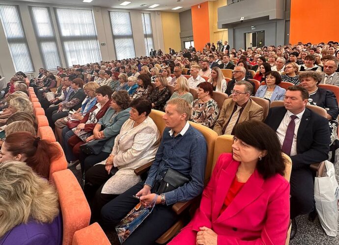 С 1 сентября в Тульской области появятся педагоги-наставники и педагоги-методисты