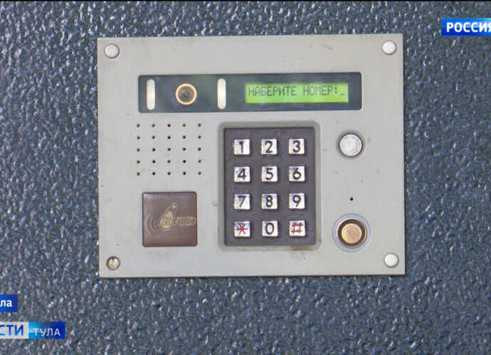 Вымышленные ключи от домофона обошлись тулячке в 435 тысяч рублей