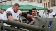 Соревнования “Сила Тулы” прошли на площади Ленина. Фоторепортаж