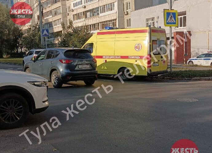 В Туле на улице Степанова водитель сбил 8-летнего ребёнка