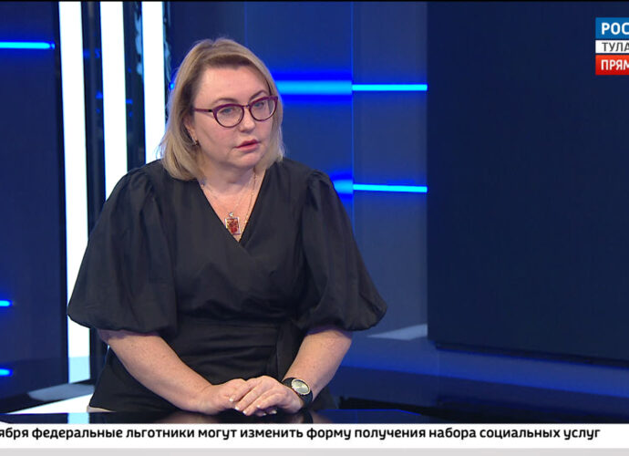 Врач рассказала о школе для родственников пациентов с Альцгеймером