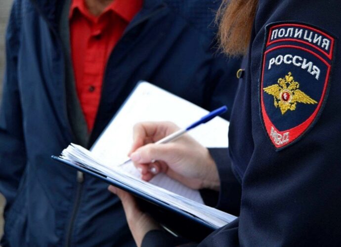 Узловчанка фиктивно поставила на учет 51 иностранца