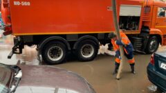 С тульских улиц откачивают талую воду