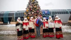 На выставке "Россия" украсили тульскую елку