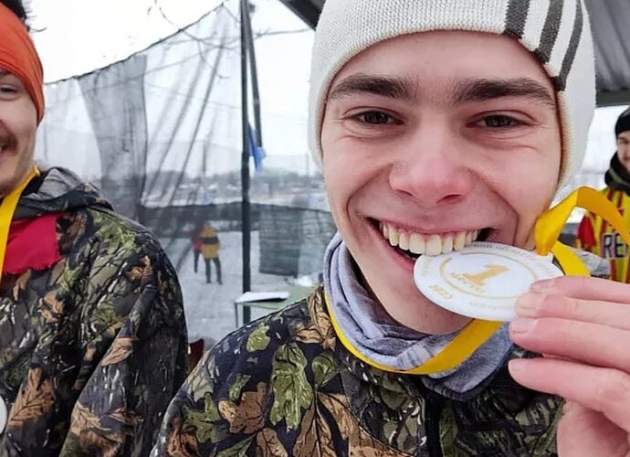 Команда «Инвизибл» выиграла чемпионат региона по пейнтболу спорта глухих