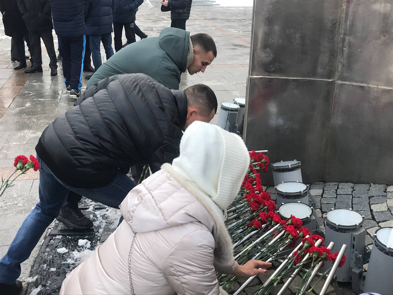 Александр Поветкин возложил цветы к Вечному огню в Туле