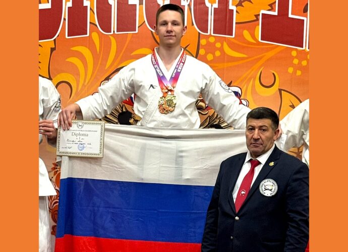 Тульский каратист завоевал два «золота» на старте чемпионата мира Тульский каратист завоевал два «золота» на старте чемпионата мира