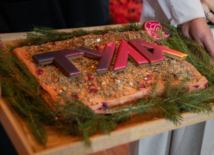 500 гостей на ВДНХ попробовали 25-килограмовый тульский пряник