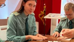 Тульские таможенники посетили мастер-класс «Всё для фронта! Всё для Победы!»