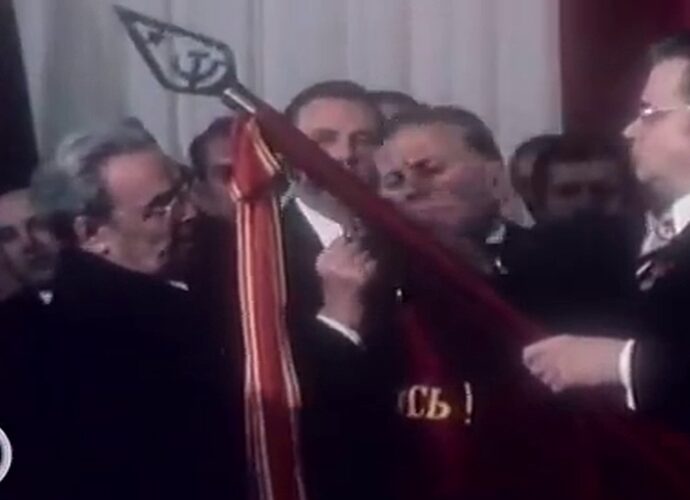 7 декабря 1976 года Туле присвоено звание «Город-Герой»