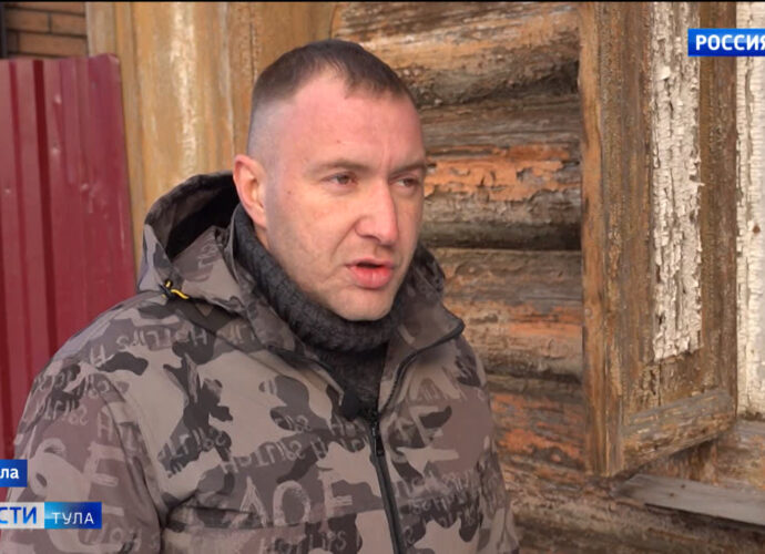 "Надышался дымом так, что легкие болели": водитель автобуса спас человека из огня