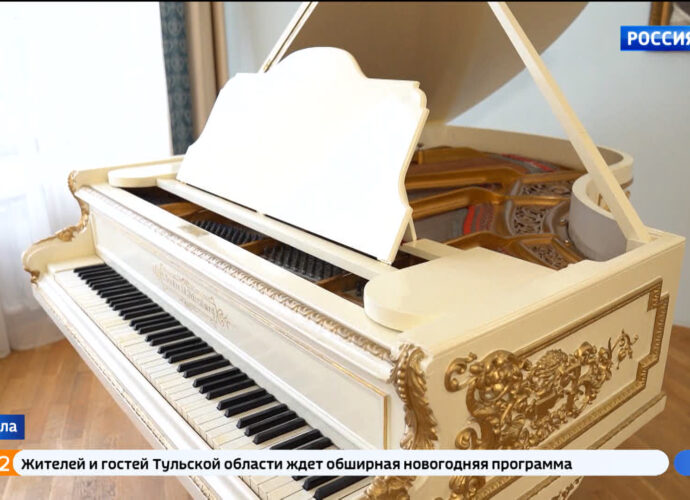 История белого рояля: от жены вождя пролетариата в поликлинику и филармонию
