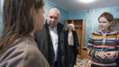Школьники из Белгородской области прибыли в Тулу. Фоторепортаж Школьники из Белгородской области прибыли в Тулу. Фоторепортаж