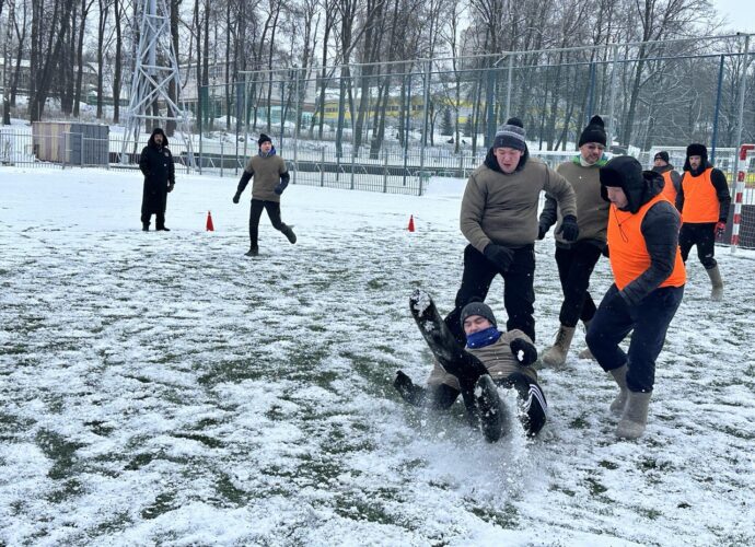 Турнир по валенкоболу проходит в Туле