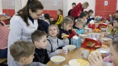 Школьники из Белгородской области прибыли в Тулу. Фоторепортаж Школьники из Белгородской области прибыли в Тулу. Фоторепортаж