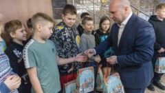 Школьники из Белгородской области прибыли в Тулу. Фоторепортаж Школьники из Белгородской области прибыли в Тулу. Фоторепортаж