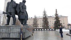 В Туле возложили цветы к Вечному огню