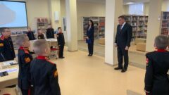 Виртуальные прыжки с парашютом: тульские суворовцы учатся покорять небо