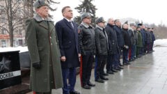 В Туле возложили цветы к Вечному огню