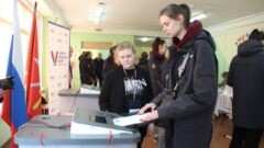 Волейбольная команда «Тулица» проголосовала на участке «Герои спорта» Волейбольная команда «Тулица» проголосовала на участке «Герои спорта»