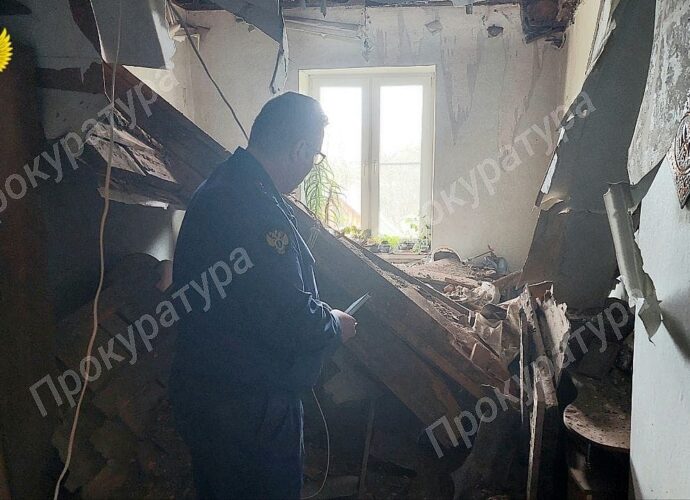 В Алексине обрушилось перекрытие в многоквартирном доме