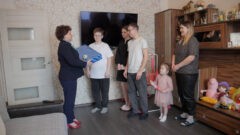 Парень с инвалидностью получил ноутбук с шрифтом Брайля от тульского правительства