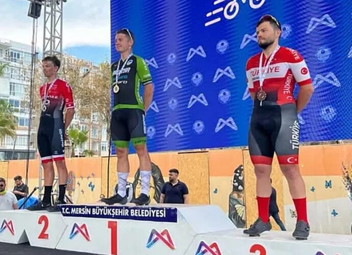 Туляк Сергей Ростовцев выиграл заключительный этап велогонки в Турции