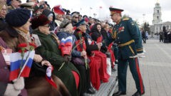 На площади Ленина в Туле состоялся военный парад