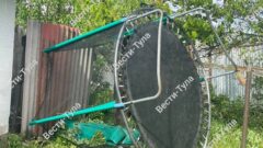 "Перевернул все, что было во дворе": жители жалуются на ураган "Перевернул все, что было во дворе": жители жалуются на ураган