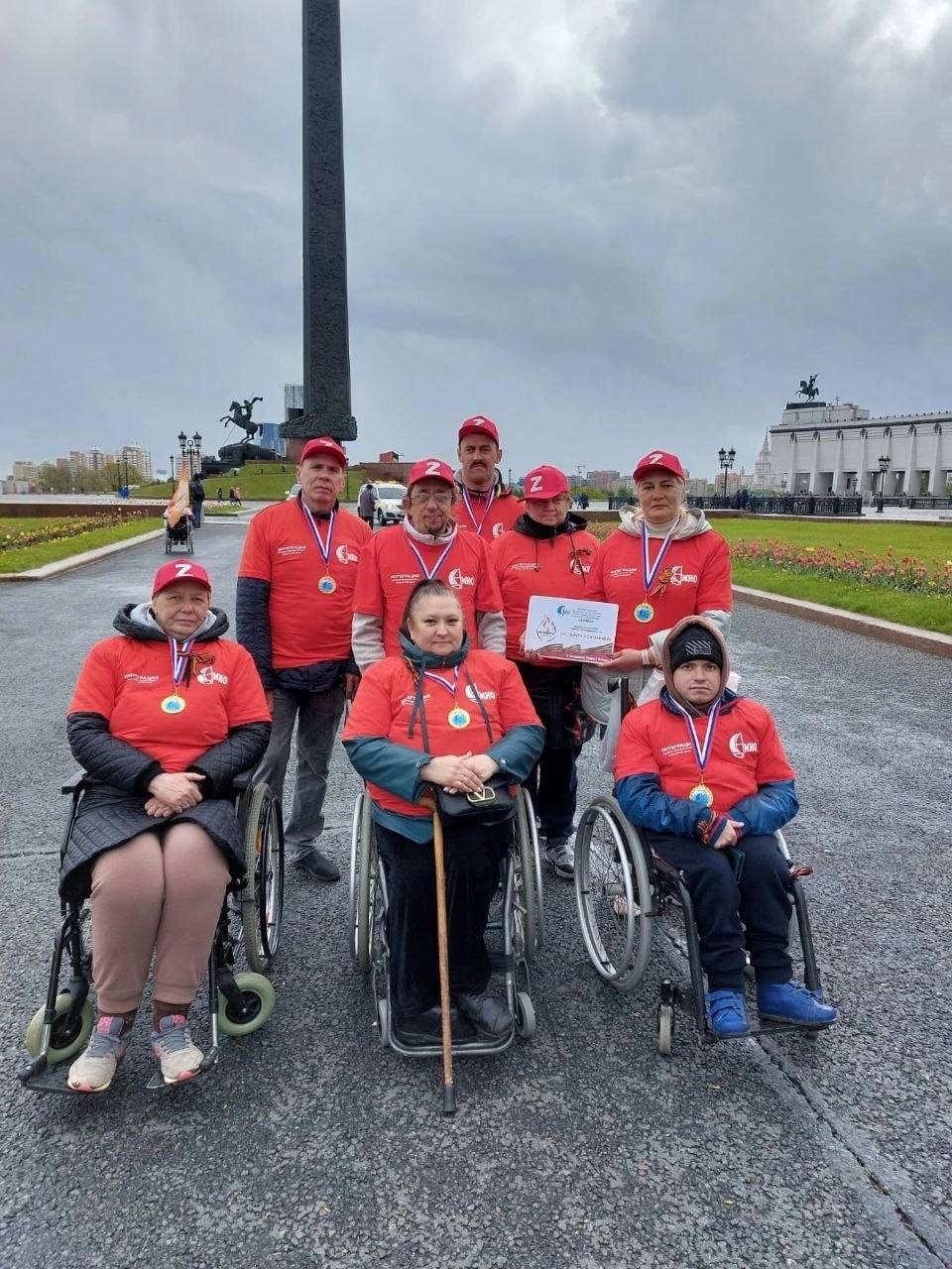 На колясках до Поклонной горы: Туляки приняли участие в «Эстафете поколений»