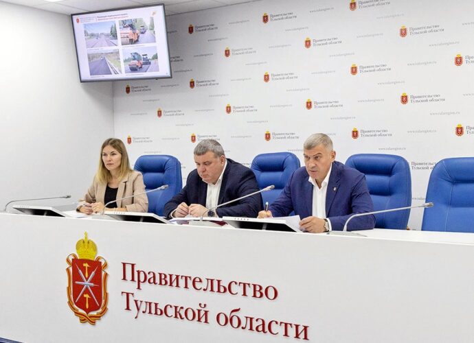 В Тульской области до конца года отремонтируют 350 км дорог