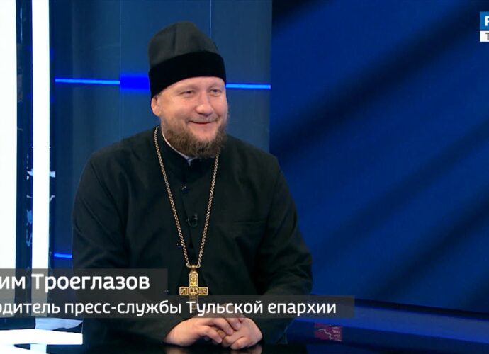 «В небо крикнуть: Господи, помилуй»: священник рассказал о Троице