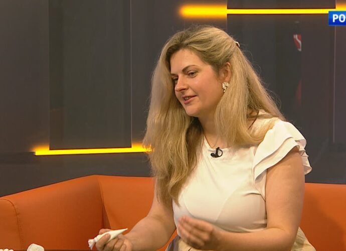 Кондитер показала, как сделать прянички-ромашки