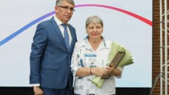 В Туле сотрудникам Соцфонда вручены награды В Туле сотрудникам Соцфонда вручены награды
