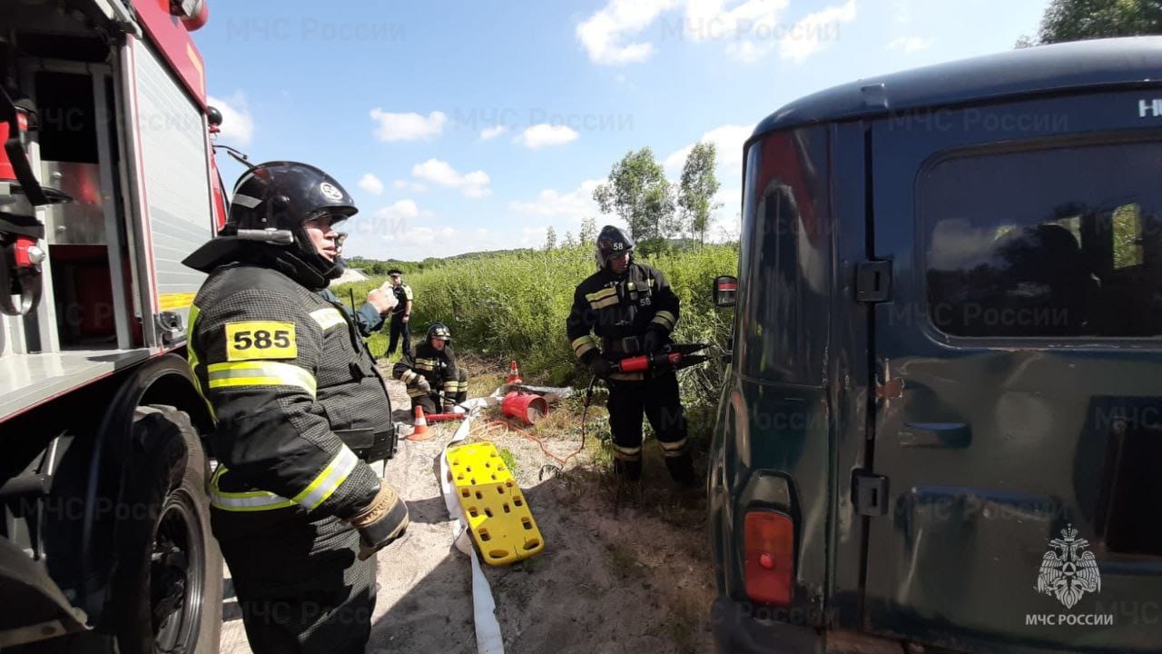 В Одоеве прошли учения по ликвидации последствий ДТП В Одоеве прошли учения по ликвидации последствий ДТП