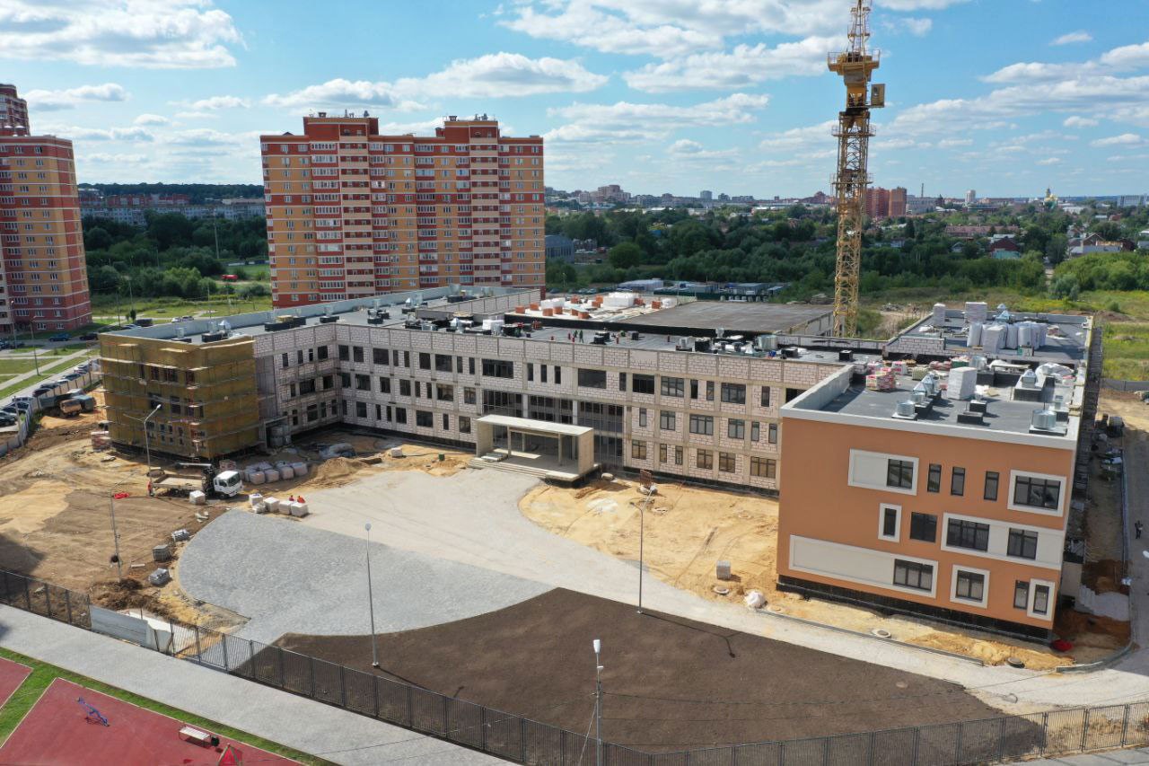 Новая школа в "Юго-Восточном" примет 1100 учеников в следующем году