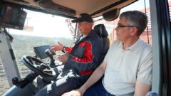 Дмитрий Миляев обещал поддерживать тульских аграриев Дмитрий Миляев обещал поддерживать тульских аграриев