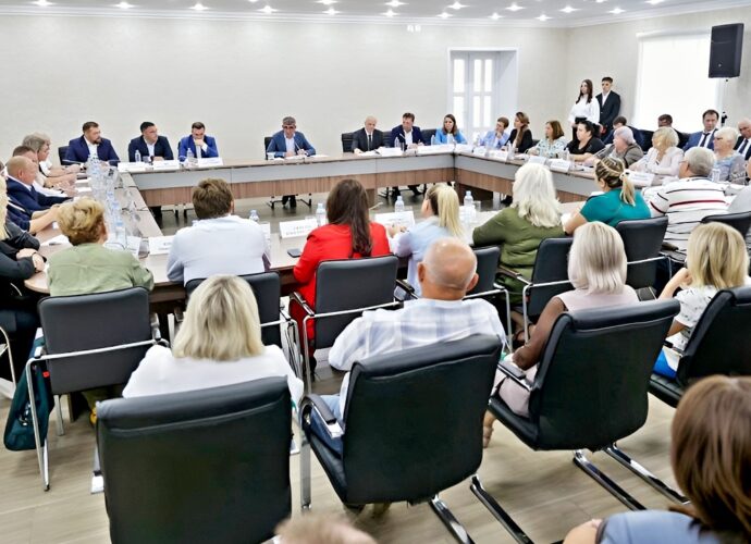 Дмитрий Миляев встретился с активом Киреевского района