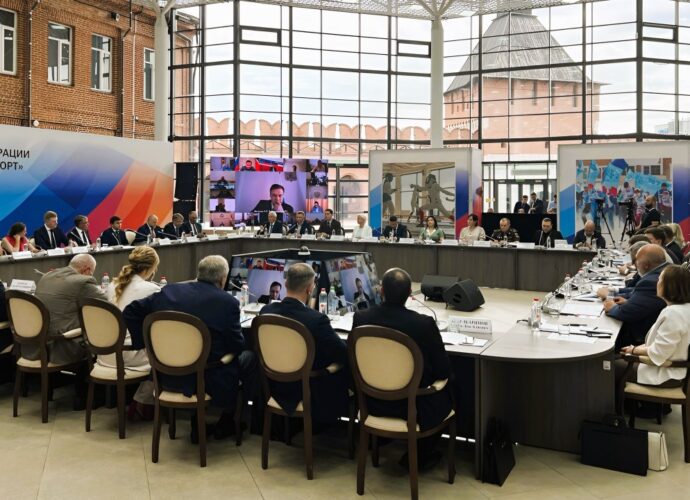 Дмитрий Миляев в Туле провёл заседание комиссии Госсовета