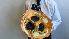 Как удивить букетом учителя, рассказала фуд-флорист Ксения Камерилова