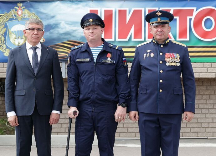 Дмитрий Миляев - десантникам: «Вы – опора страны. С вами – Тульская область и вся Россия!»