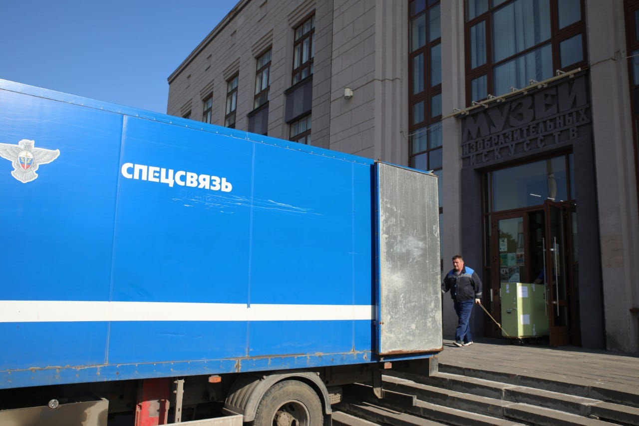 Экспонаты из фондов Тульского музейного объединения прибыли в Рязань