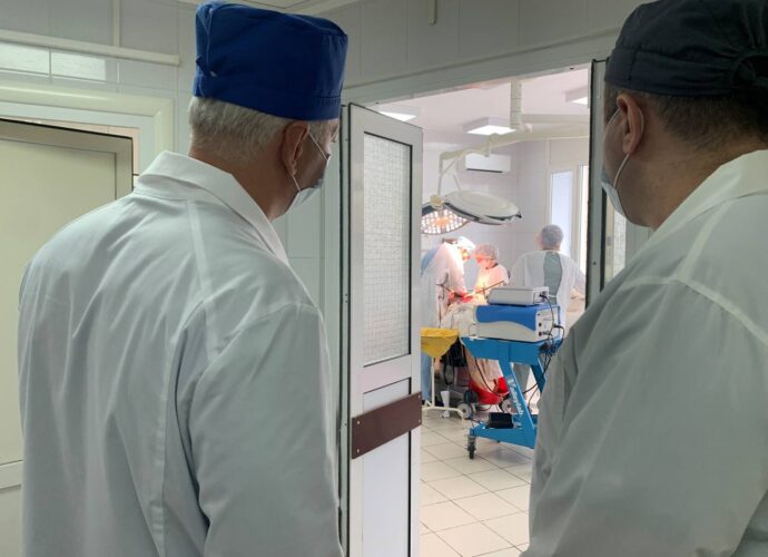Медики удалили у тулячки опухоль размером с арбуз
