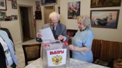 101-летний ветеран Великой Отечественной Николай Кульпов проголосовал на выборах