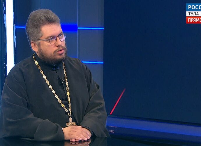 Студенты Тульской духовной семинарии сели за парты в сотый с лишним раз